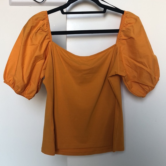 NWOT Mustard yellow puff sleeve top - Picture 3 of 3